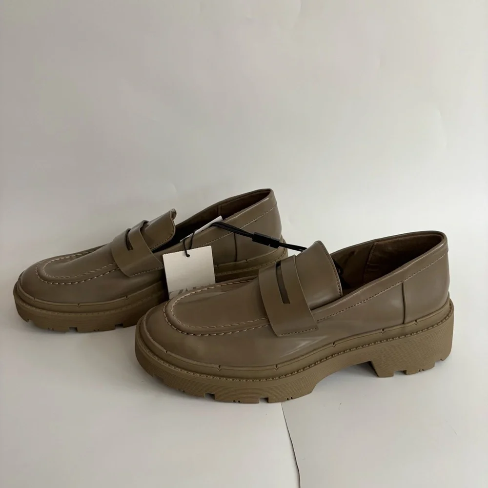 NWT Zara Low Heel Lug Sole Loafers in Khaki Green Size 7.5 - Picture 5 of 10